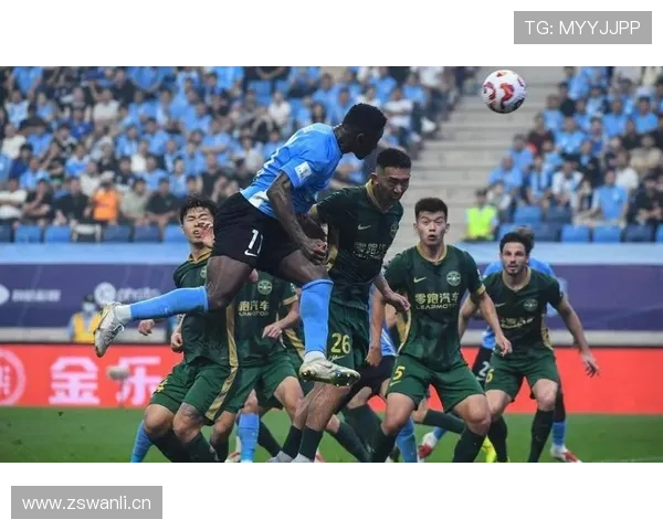 英博第五外援今夜抵连阿奇姆彭