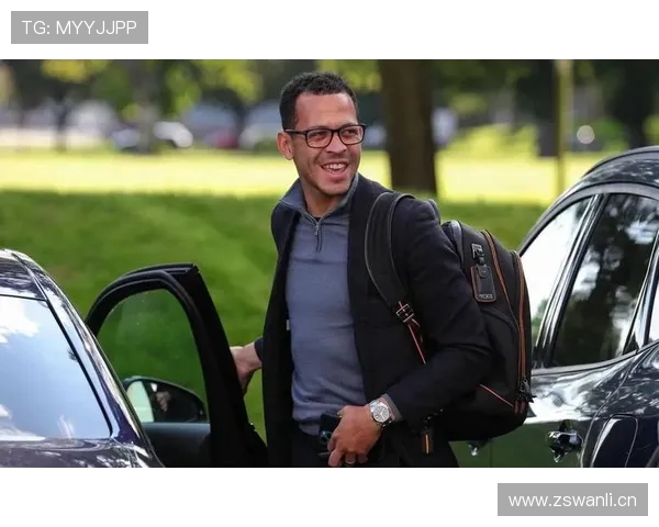 罗塞尼尔归队训练 拉维亚将战足总杯